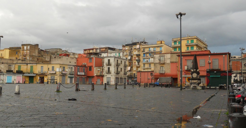 _Napoli cucina popolare_01_Piazza Mercato